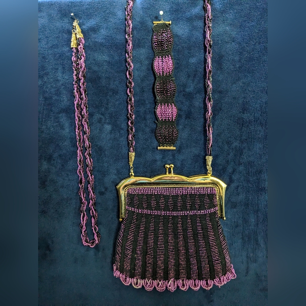 Victorian Style CAREFREE Beaded Purse, Necklace & Bracelet Black & Purple Handmd